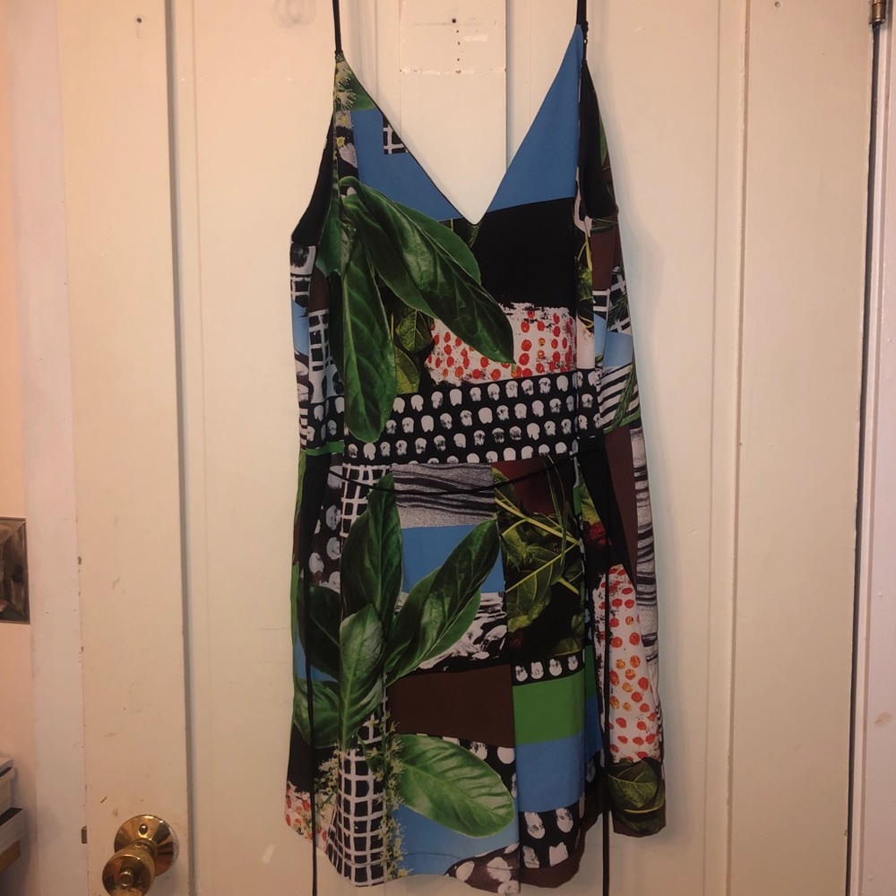 NWOT! Clover Canyon Floral Print Romper🖤🌿🌸🦋